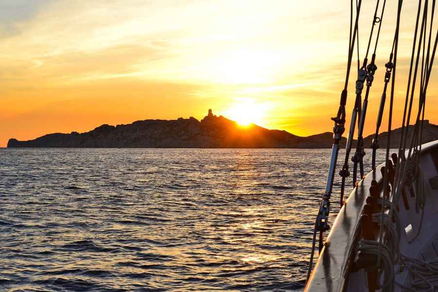 Coucher de soleil sur les îles du Frioul